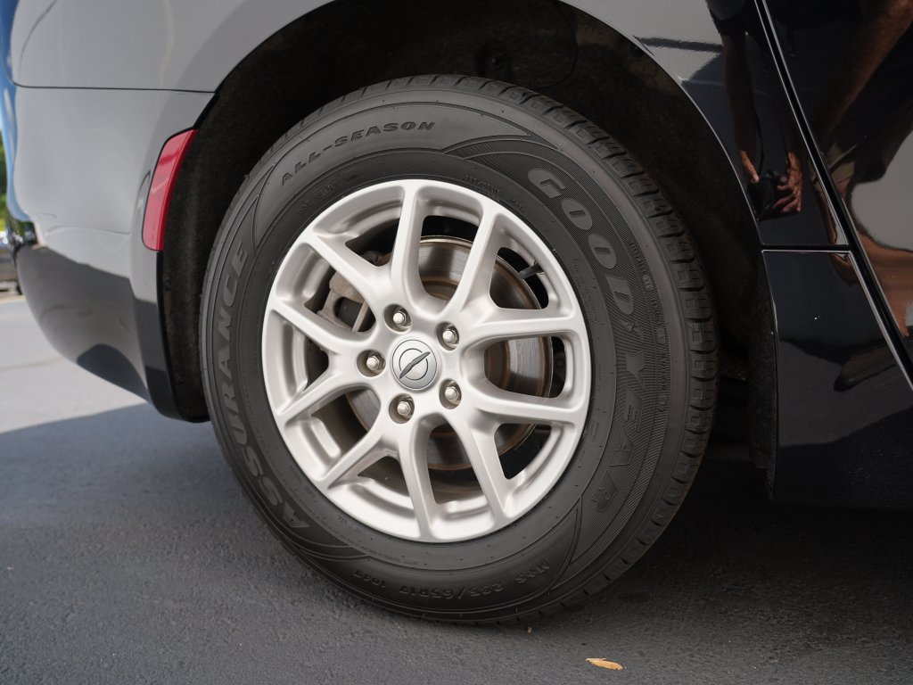 Used 2025 Chrysler Pacifica Select FWD image 30