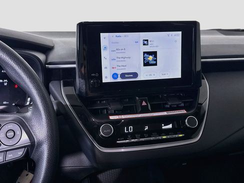 Used 2026 Toyota Corolla LE FWD image 18