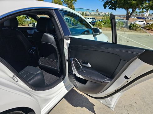 Used 2025 Mercedes-Benz CLA 250 image 28