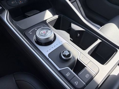 New 2026 Kia Sorento EX FWD image 8