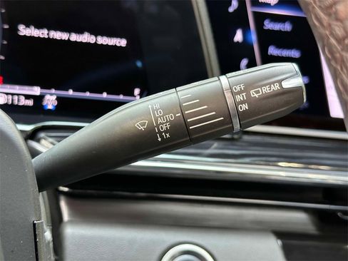 Certified 2024 Cadillac Escalade ESV Sport w/ LPO, ONYX Package image 32