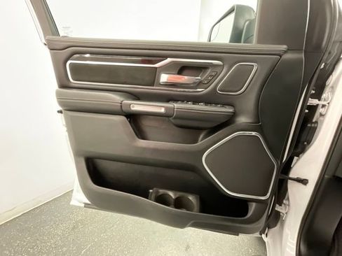Used 2021 RAM 1500 Laramie AWD/4WD image 9