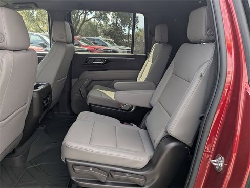 New 2026 Chevrolet Suburban LT w/ Comfort Package image 11