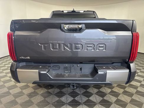 Used 2025 Toyota Tundra Limited AWD/4WD image 22