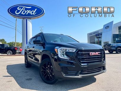 Used 2022 GMC Terrain SLE w/ Driver Convenience Package