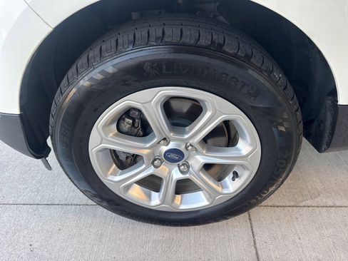 Certified 2020 Ford EcoSport SE w/ SE Convenience Package image 18