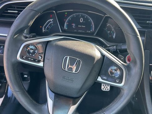Used 2020 Honda Civic Touring image 9
