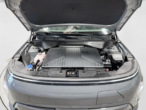 Used 2024 Hyundai Kona SEL FWD image 25