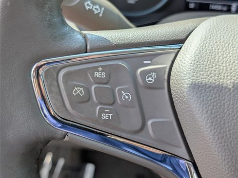Used 2017 Chevrolet Cruze Premier FWD image 22