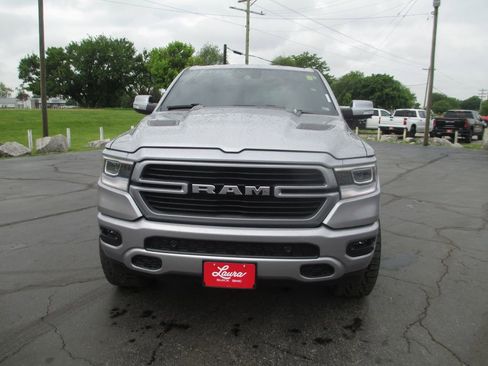Used 2022 RAM 1500 Laramie AWD/4WD image 11