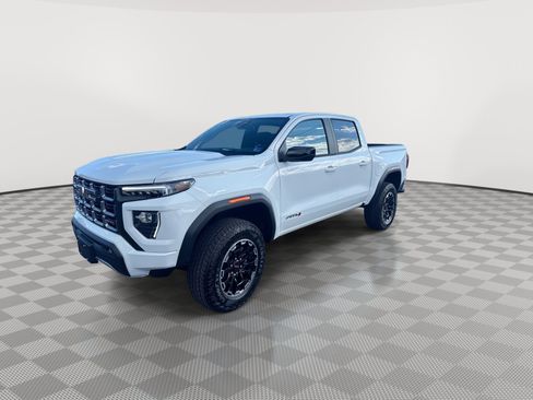 New 2026 GMC Canyon AT4 AWD/4WD image 4