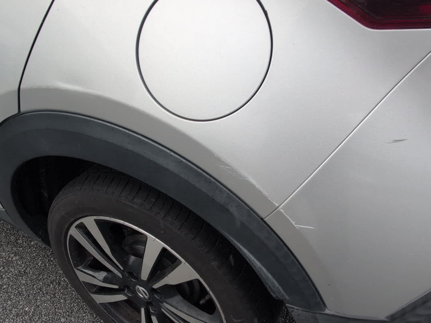 Used 2020 Nissan Kicks SV FWD image 8