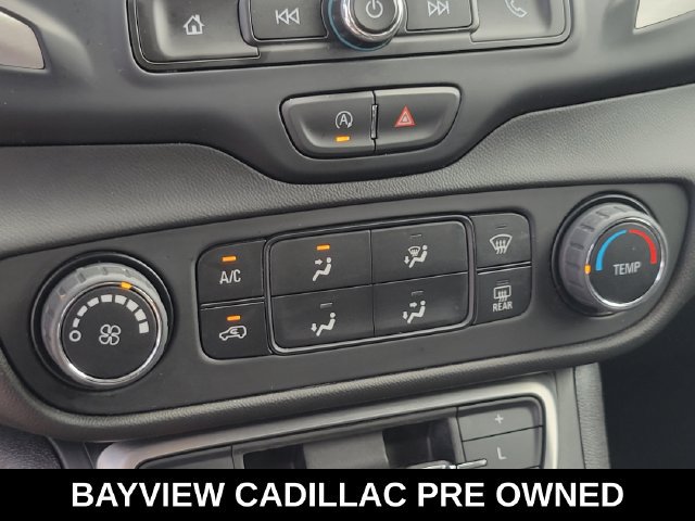 Used 2024 GMC Terrain SLE FWD image 25
