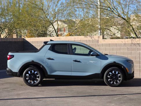 Used 2025 Hyundai Santa Cruz SE image 10