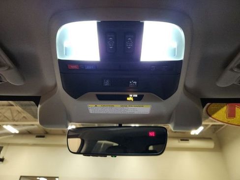 Used 2021 Subaru Crosstrek 2.5i Limited w/ Moonroof Package 2 image 19