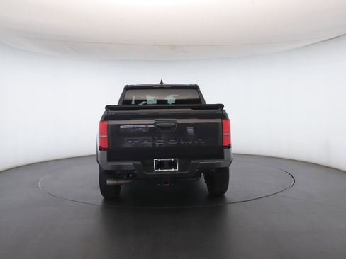 Used 2024 Toyota Tacoma 4x4 Double Cab image 21