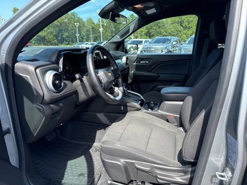 Used 2023 Chevrolet Colorado LT w/ LT Convenience Package image 16