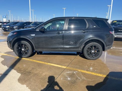 Used 2017 Land Rover Discovery Sport HSE image 7