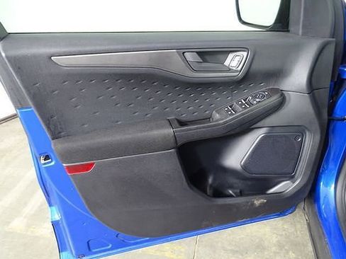 Used 2020 Ford Escape S image 17