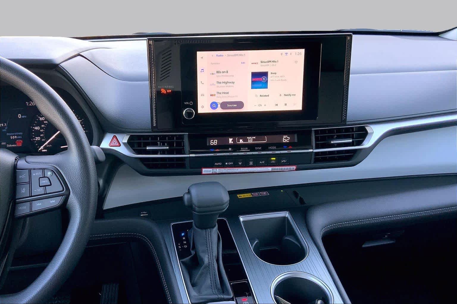 Used 2026 Toyota Sienna LE FWD image 6