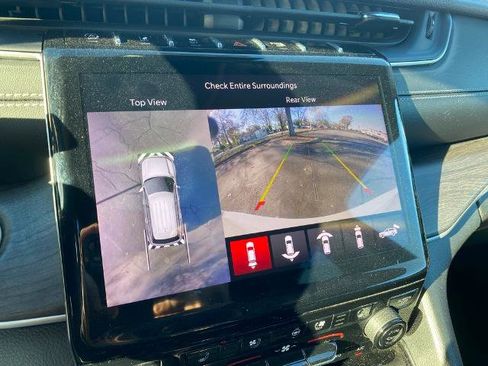 Used 2023 Jeep Grand Cherokee L Limited w/ Luxury Tech Group II image 20