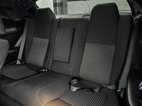 Used 2019 Dodge Challenger R/T Scat Pack RWD image 19
