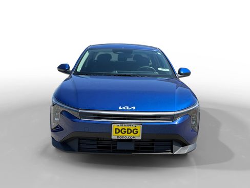 New 2026 Kia K4 LXS image 8