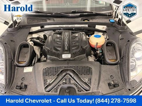 Used 2017 Porsche Macan S AWD/4WD image 18
