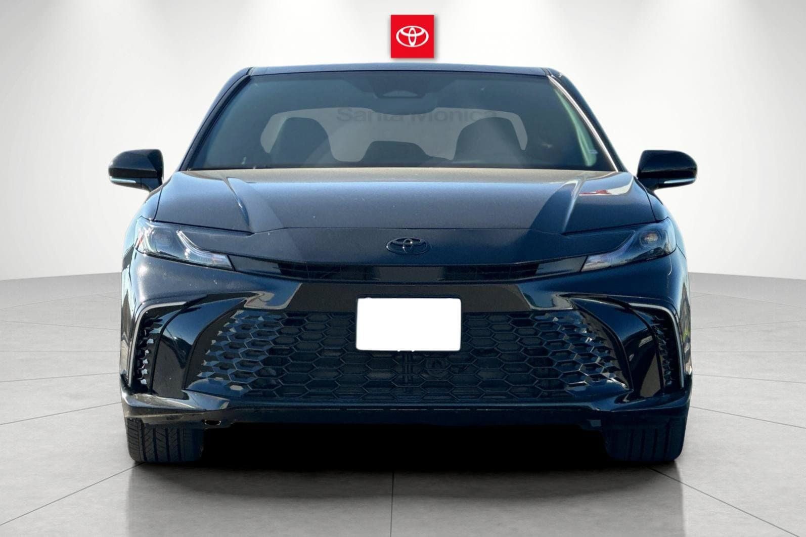 New 2026 Toyota Camry Hybrid FWD image 7