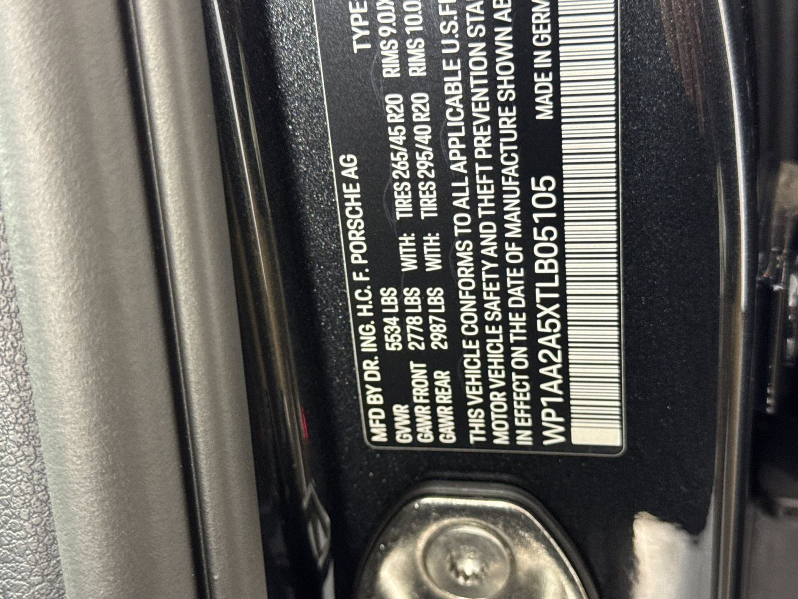 Certified 2026 Porsche Macan Turbo AWD/4WD image 36
