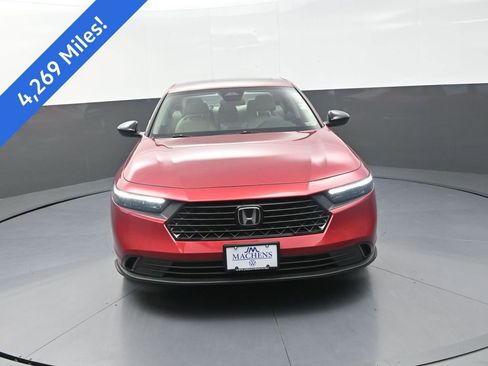 Used 2025 Honda Accord SE image 2