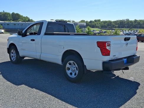 Used 2017 Nissan Titan S AWD/4WD image 5