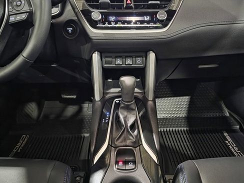 Used 2025 Toyota Corolla Cross AWD Hybrid w/ Convenience Package image 20