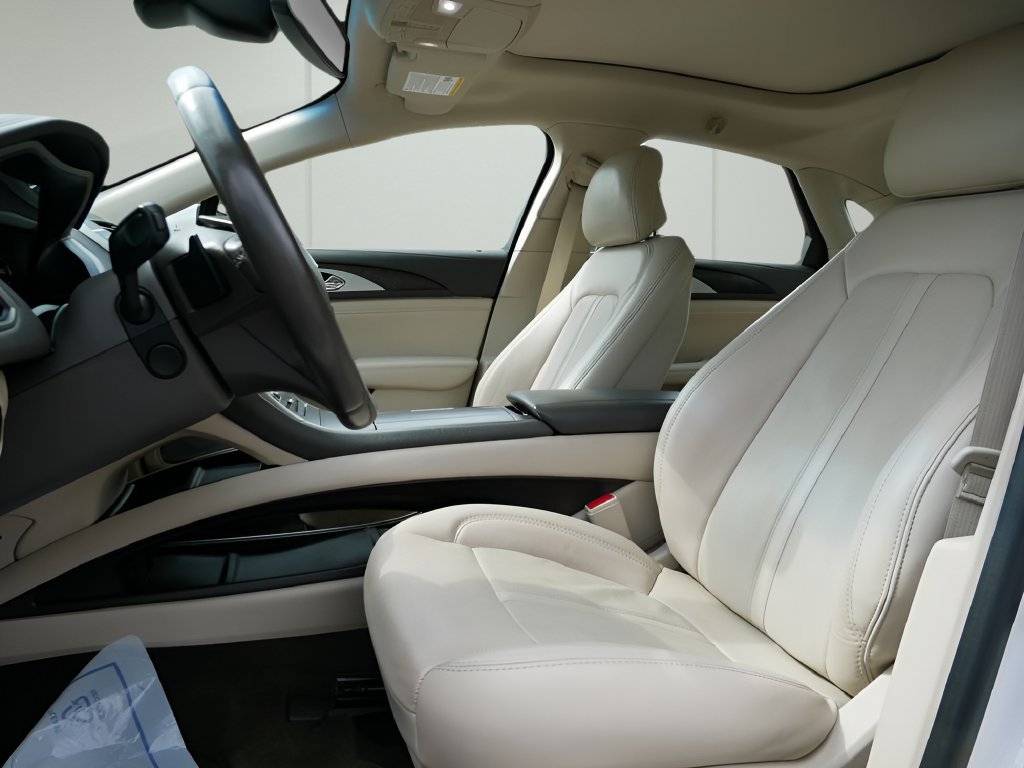 Used 2019 Lincoln MKZ Reserve w/ Luxury Package FWD image 10