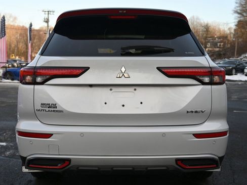 Used 2024 Mitsubishi Outlander Ralliart image 7