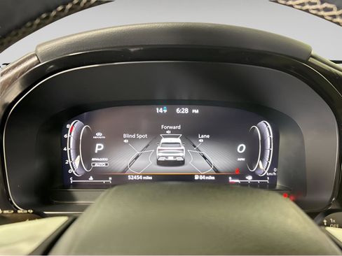 Used 2023 INFINITI QX60 Sensory w/ Vision Package image 4