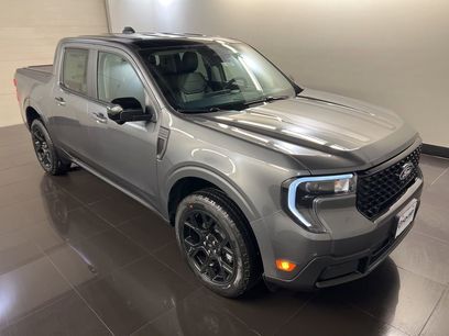 New 2026 Ford Maverick Lariat w/ Black Appearance Package