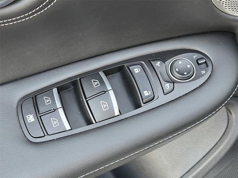 Used 2023 INFINITI QX55 Essential w/ Cargo Package image 17