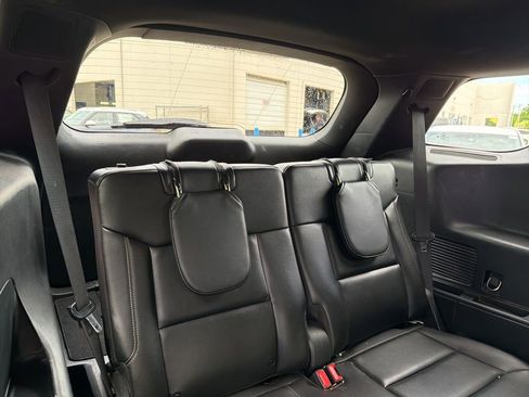 Used 2020 Ford Explorer Limited AWD/4WD image 14
