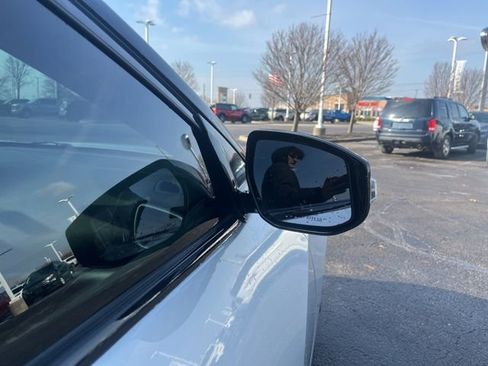 Used 2021 Nissan Maxima 3.5 SV w/ Floor Mat Group image 6