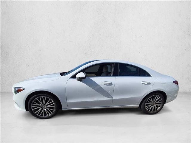 Used 2023 Mercedes-Benz CLA 250 image 4