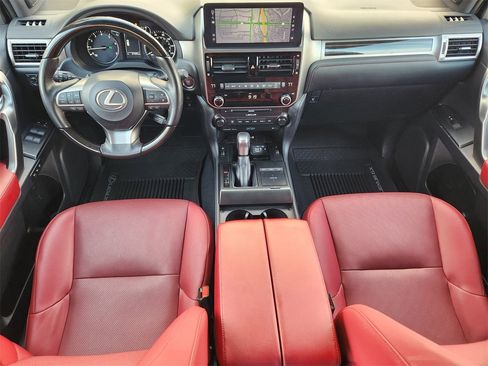 Used 2023 Lexus GX 460 Premium image 25