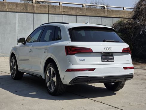 Certified 2025 Audi Q5 2.0T Premium Plus image 11