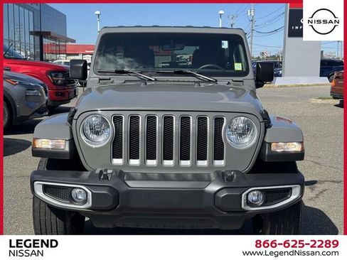 Used 2023 Jeep Wrangler Unlimited Sahara w/ Cold Weather Group AWD/4WD image 2