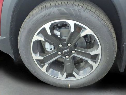 New 2026 Chevrolet Equinox LT w/ Safety and Technology Package AWD/4WD image 14