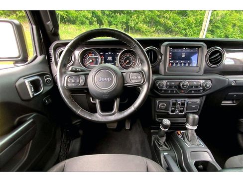 Used 2021 Jeep Wrangler Unlimited Sport AWD/4WD image 5
