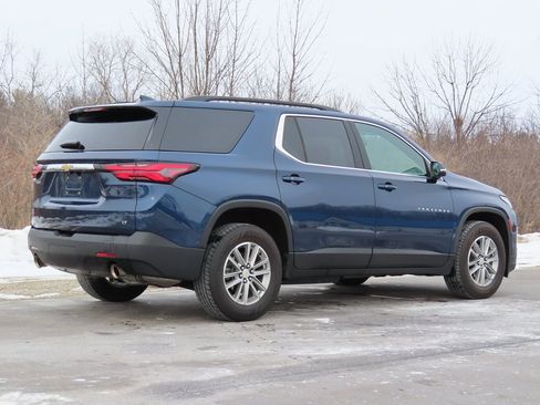 Used 2022 Chevrolet Traverse LT w/ LPO, Floor Liner Package image 3