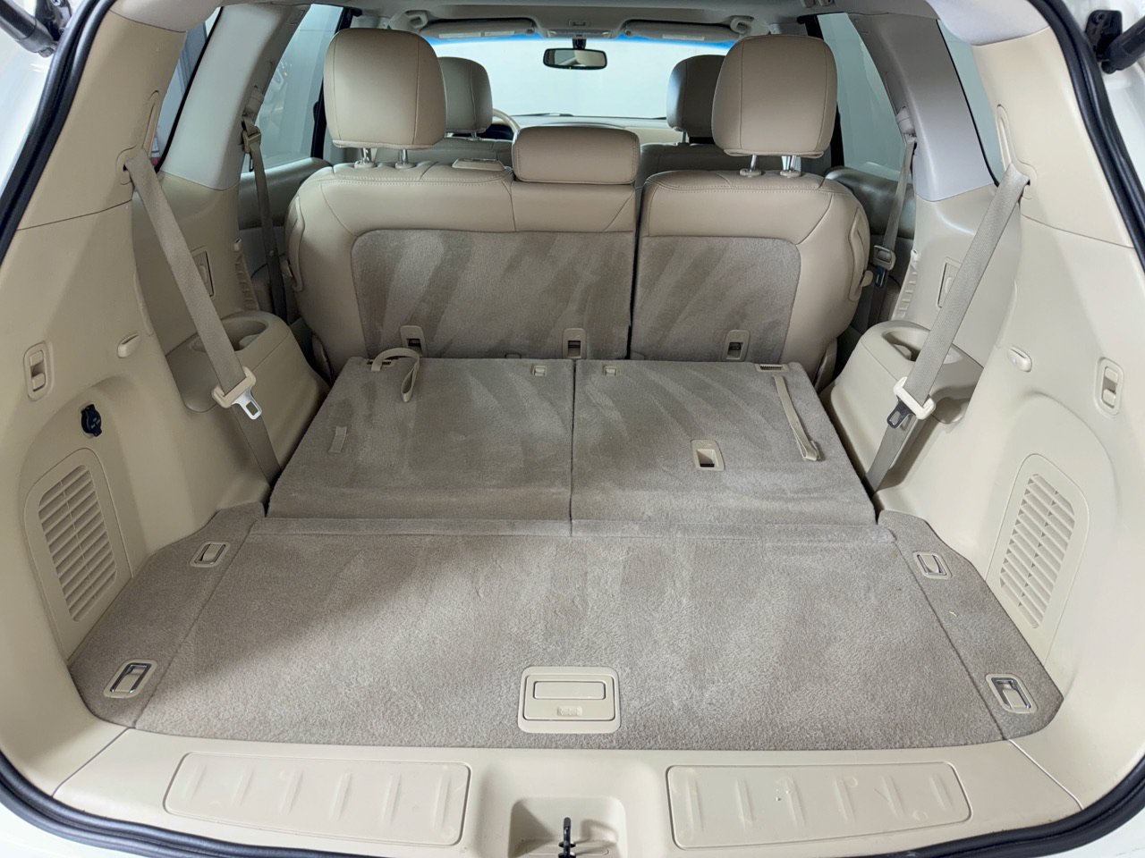 Used 2015 Nissan Pathfinder Platinum FWD image 31