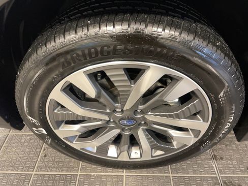 Used 2025 Subaru Forester Touring image 5