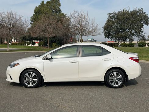 Used 2014 Toyota Corolla LE Premium w/ Driver Convenience Package image 2